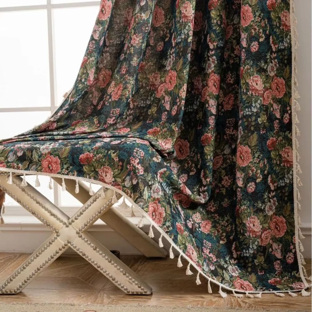 FleurNoveau: Curtain in Vintage Floral Pattern with Tassels – Romantic & Decorative for Living Room & Bedroom