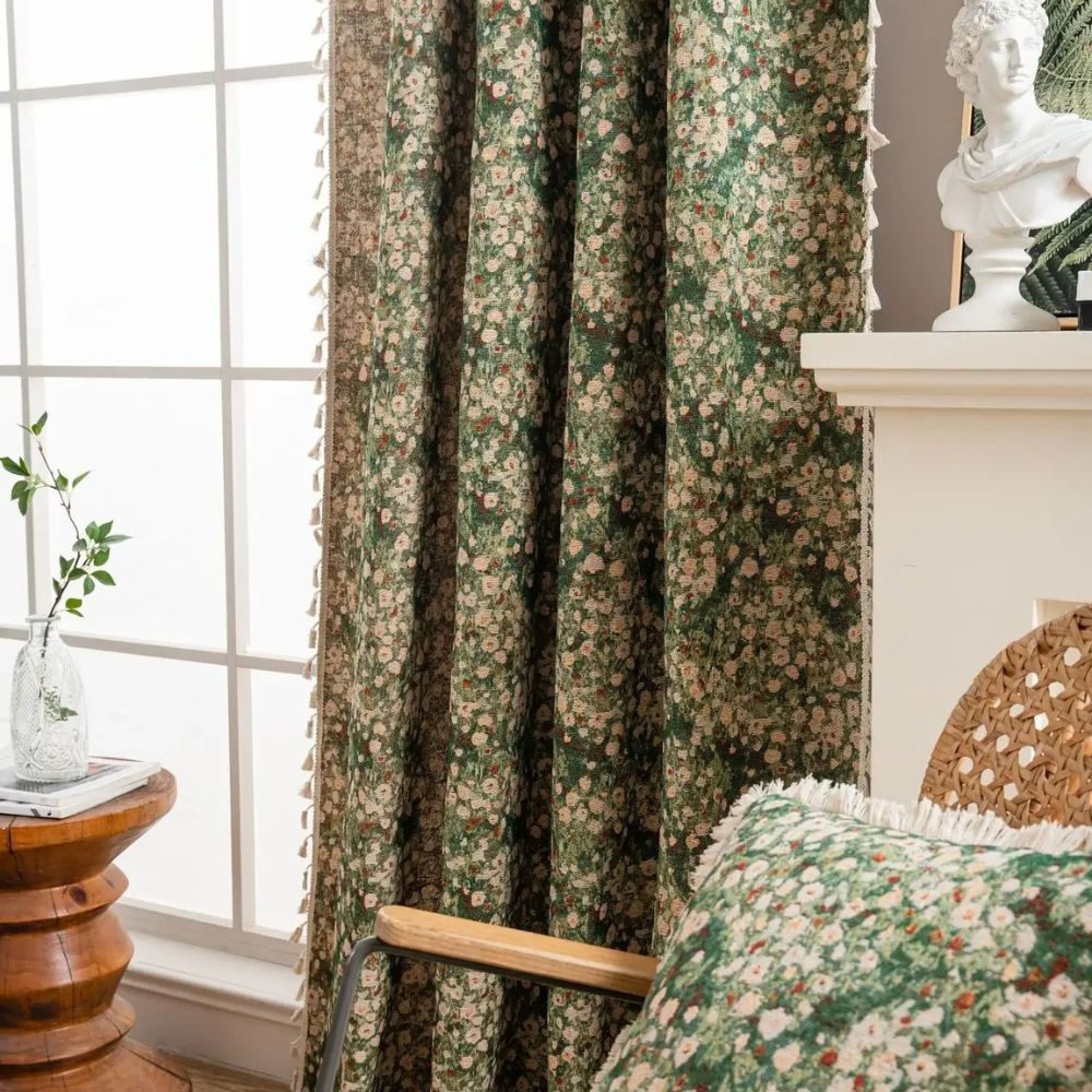 FleurNoveau: Curtain in Vintage Floral Pattern with Tassels – Romantic & Decorative for Living Room & Bedroom