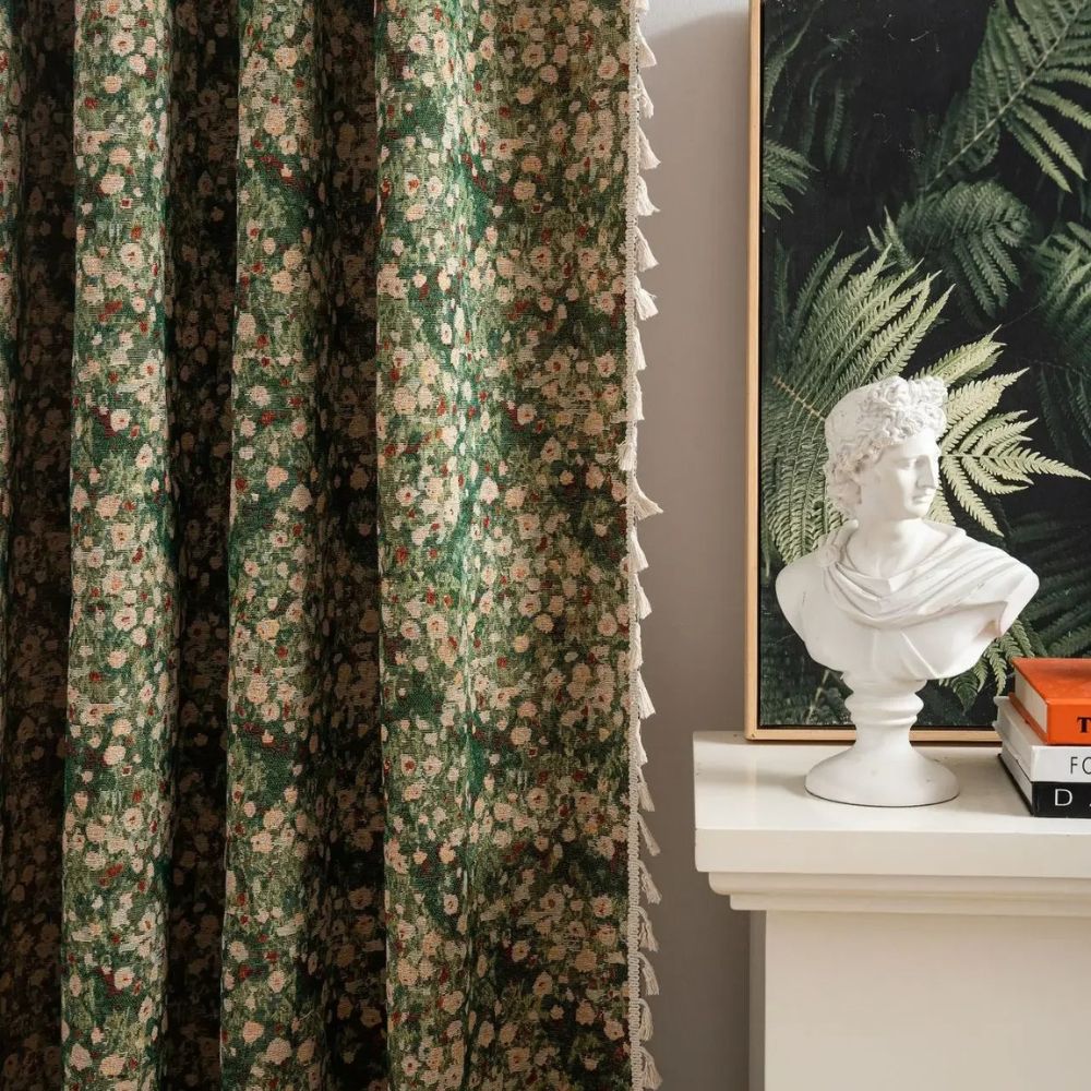 FleurNoveau: Curtain in Vintage Floral Pattern with Tassels – Romantic & Decorative for Living Room & Bedroom