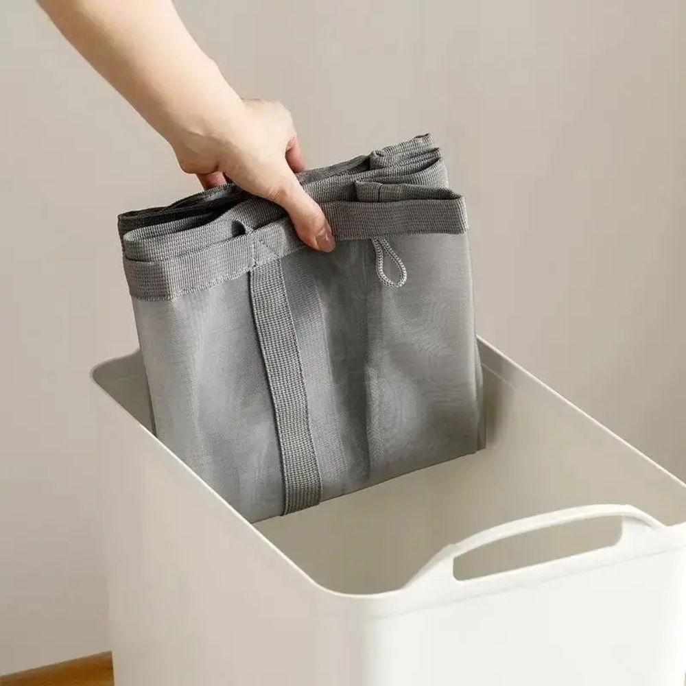 FlexiWashing: Designer Laundry Basket – Foldable, Portable, and Practical for Home and Student Dormitories