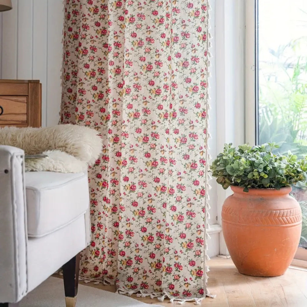 FloraCotton: Cotton Curtain with Floral Pattern & Tassels – Stylish & UV-Resistant for Dining Rooms