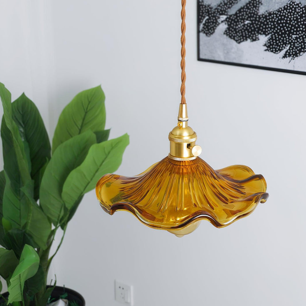FloraGlanz: Hibiscus LED Pendant Light in Modern Floral Design