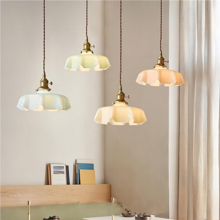Florabelle: Pendant Light Made of Glass & Brass in Cream Flower Shape – for Vintage Living Spaces