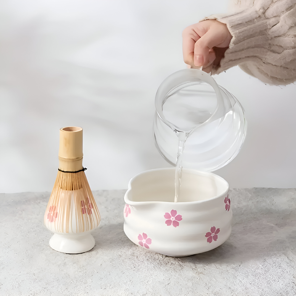 Hanamori – White Floral Powdered Green Tea Set 5 Pieces with Pouring Pot and Bamboo Whisk