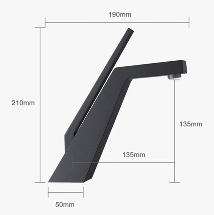 FlowVance: Single-Lever Bathroom Faucet – Precise Water Control & Modern Design for Your Bathroom