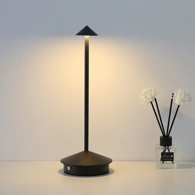 FreiLicht: Wireless LED Garden Light – Waterproof, Dimmable & Rechargeable for Indoor & Outdoor