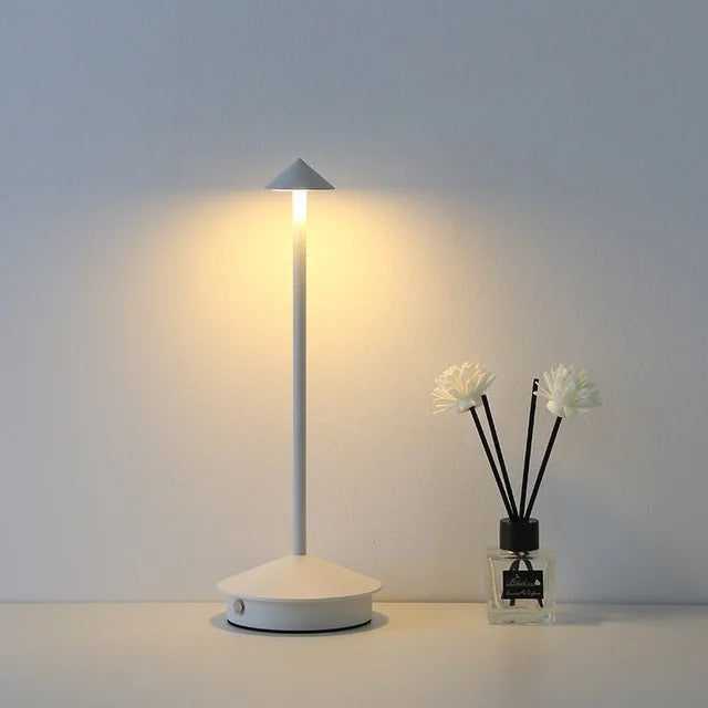 FreiLicht: Wireless LED Garden Light – Waterproof, Dimmable & Rechargeable for Indoor & Outdoor