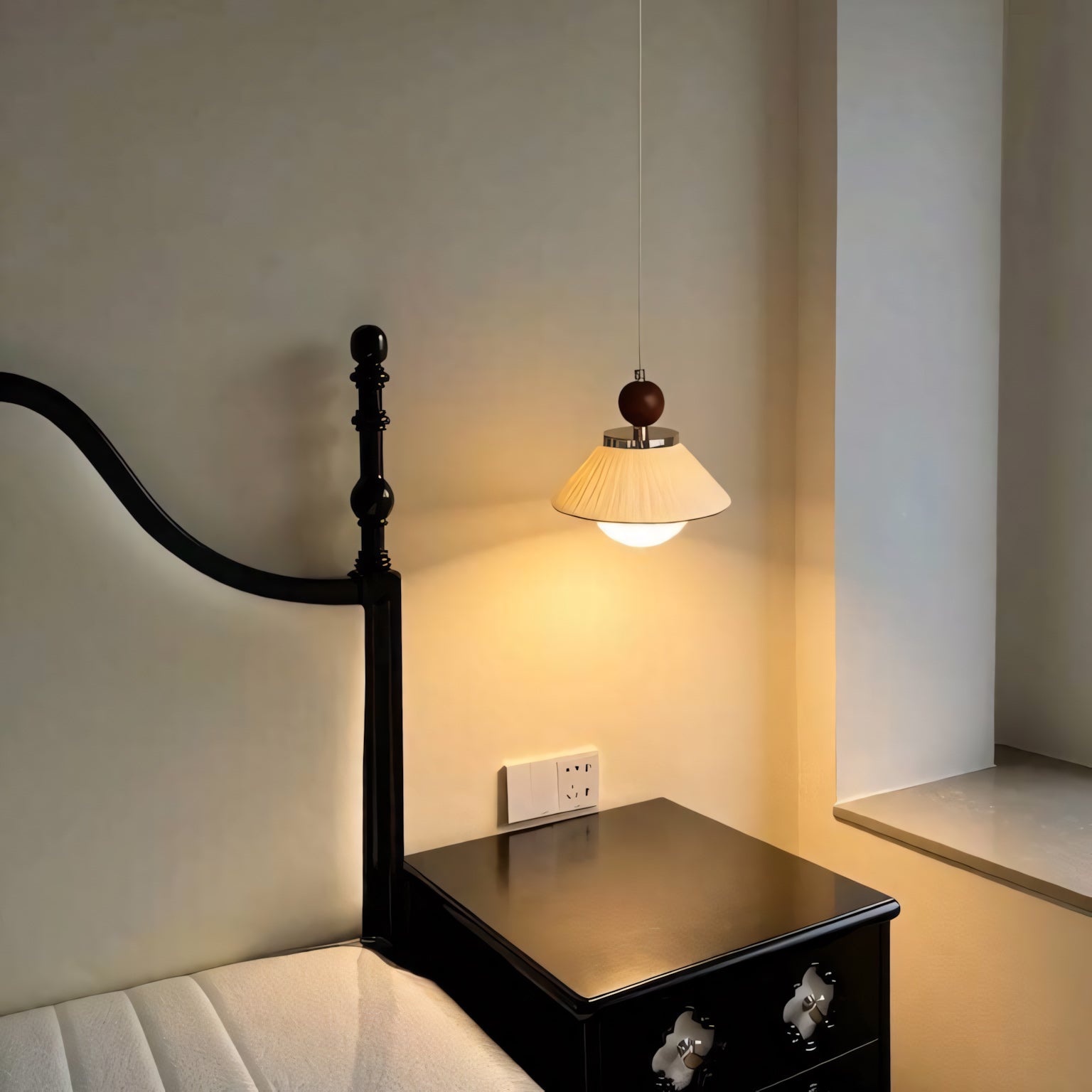 Freja Pleated Ceramic Pendant Light