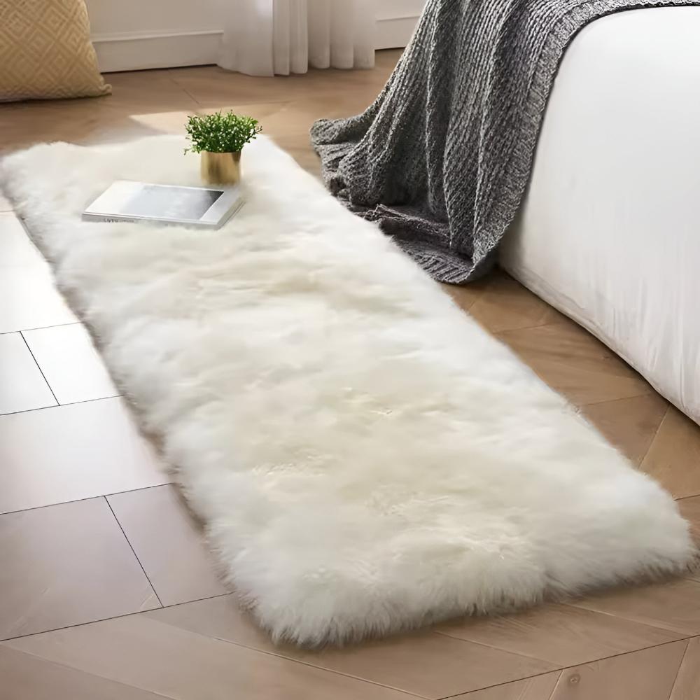 FurLoom: Elegant Sofa Cover Made of Faux Fur & Microfiber with Protective Function – for Couch & Modern Living Spaces
