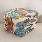 Garden Loom: Floral Cotton Blanket with Decorative Pattern & Easy-Care Material – for Bed & Couch