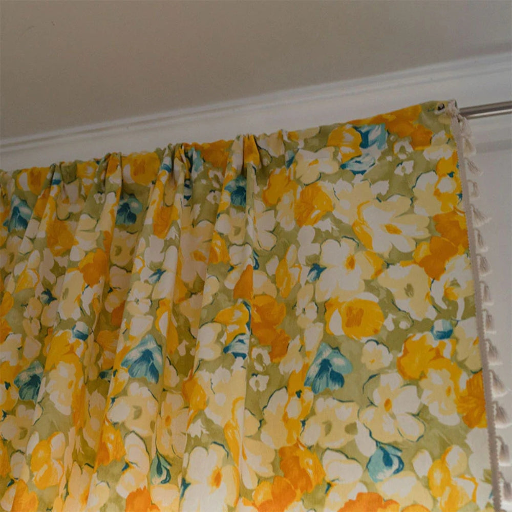 YellowFlair: Country Style Curtain with Floral Structure & Tassels – Light Filtering & Charming for Dining Rooms