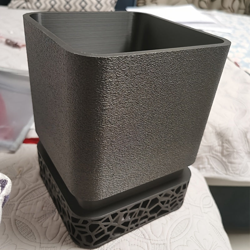 Geometric Plant Pot with Drainage Hole and Removable Tray Lightweight Plastic