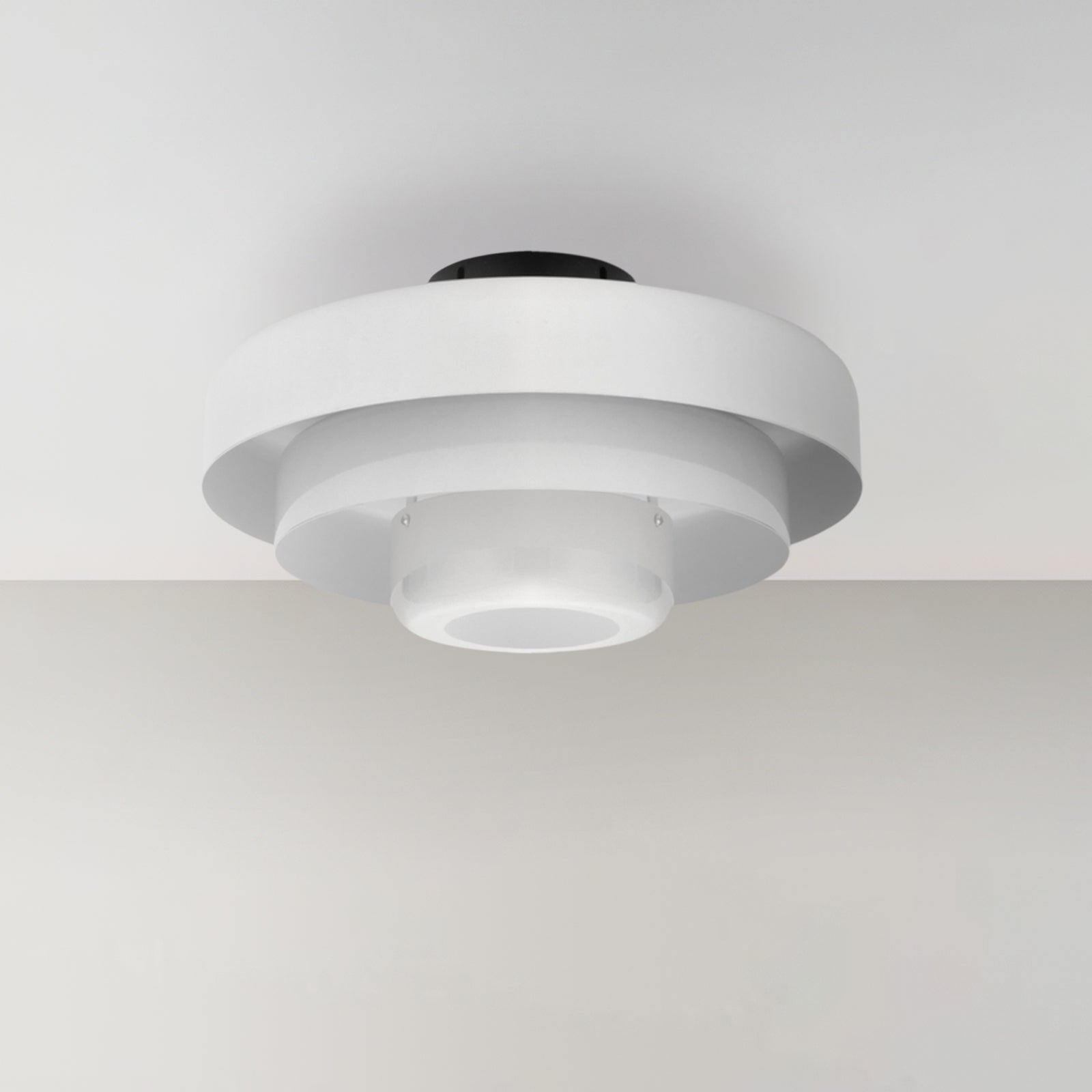 GlanzJahrhundert: Modern Iron Ceiling Light Retro Design – Decorative & Functional for Dining Rooms & Living Areas