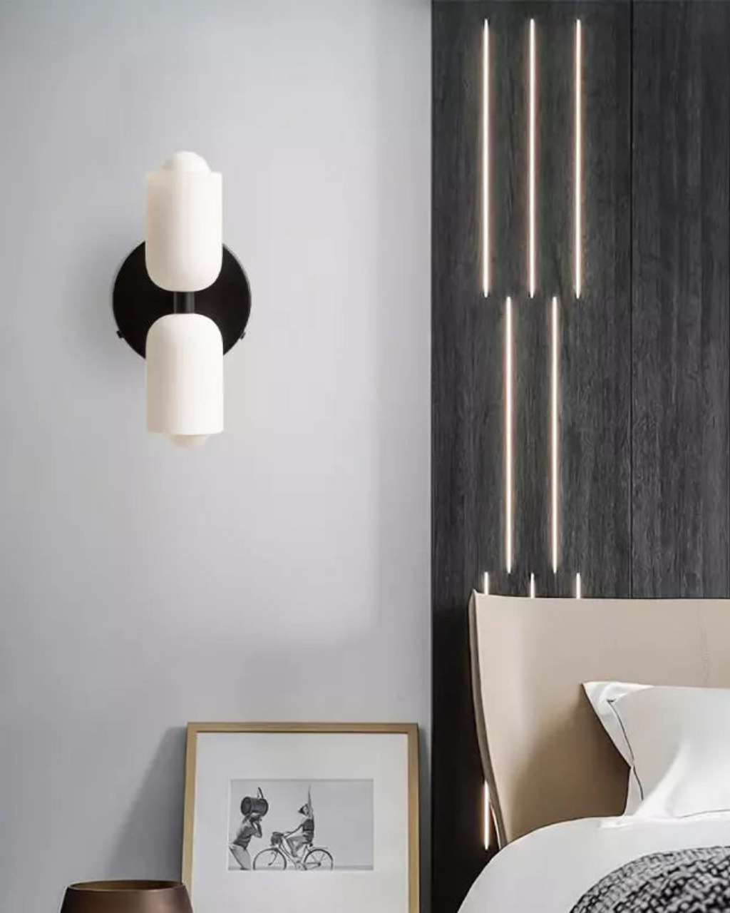 GlanzSphäre: Modern Wall Light – Double Glass Ball Light with Warm Light, Decorative for Bedroom & Living Room