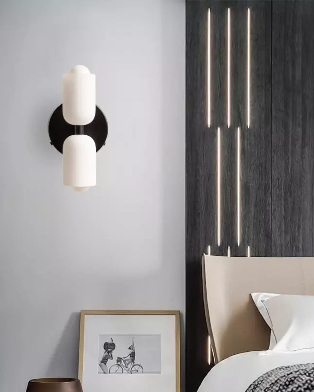 GlanzSphäre: Modern Wall Light – Double Glass Ball Light with Warm Light, Decorative for Bedroom & Living Room