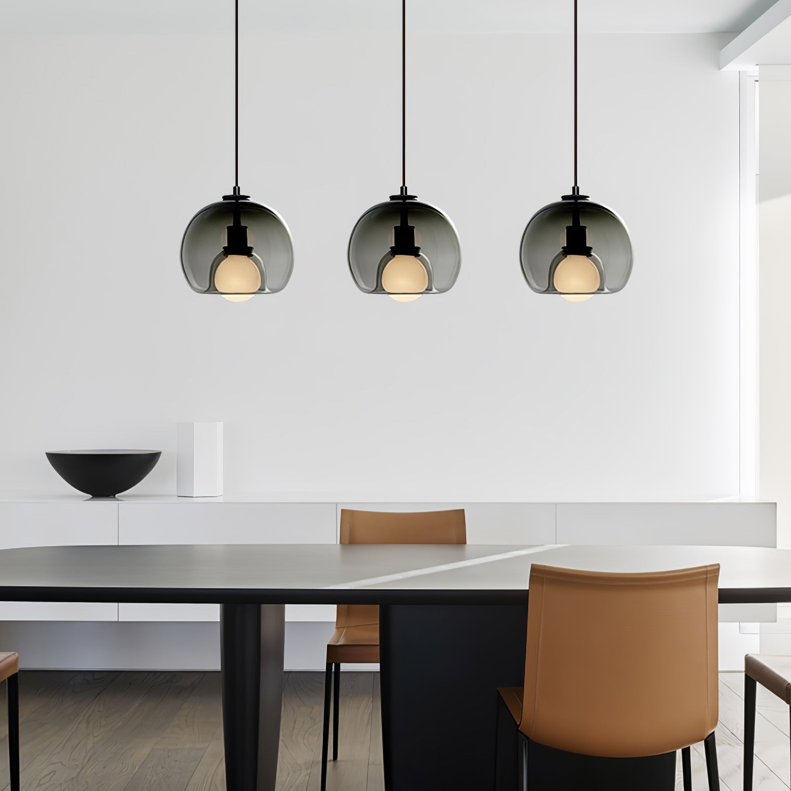Glasera: Glass & Metal Pendant Light with Minimalist Design – for Modern Living Spaces
