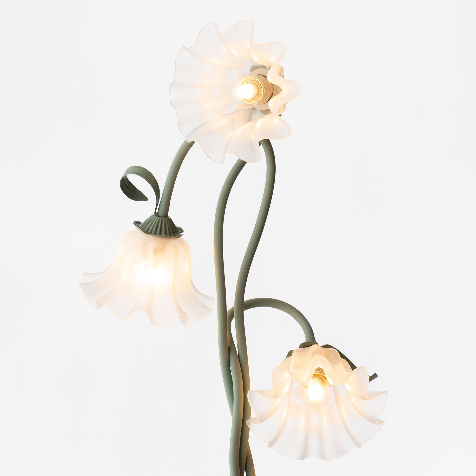 Fiorielle – Elegant Flower Floor Lamp