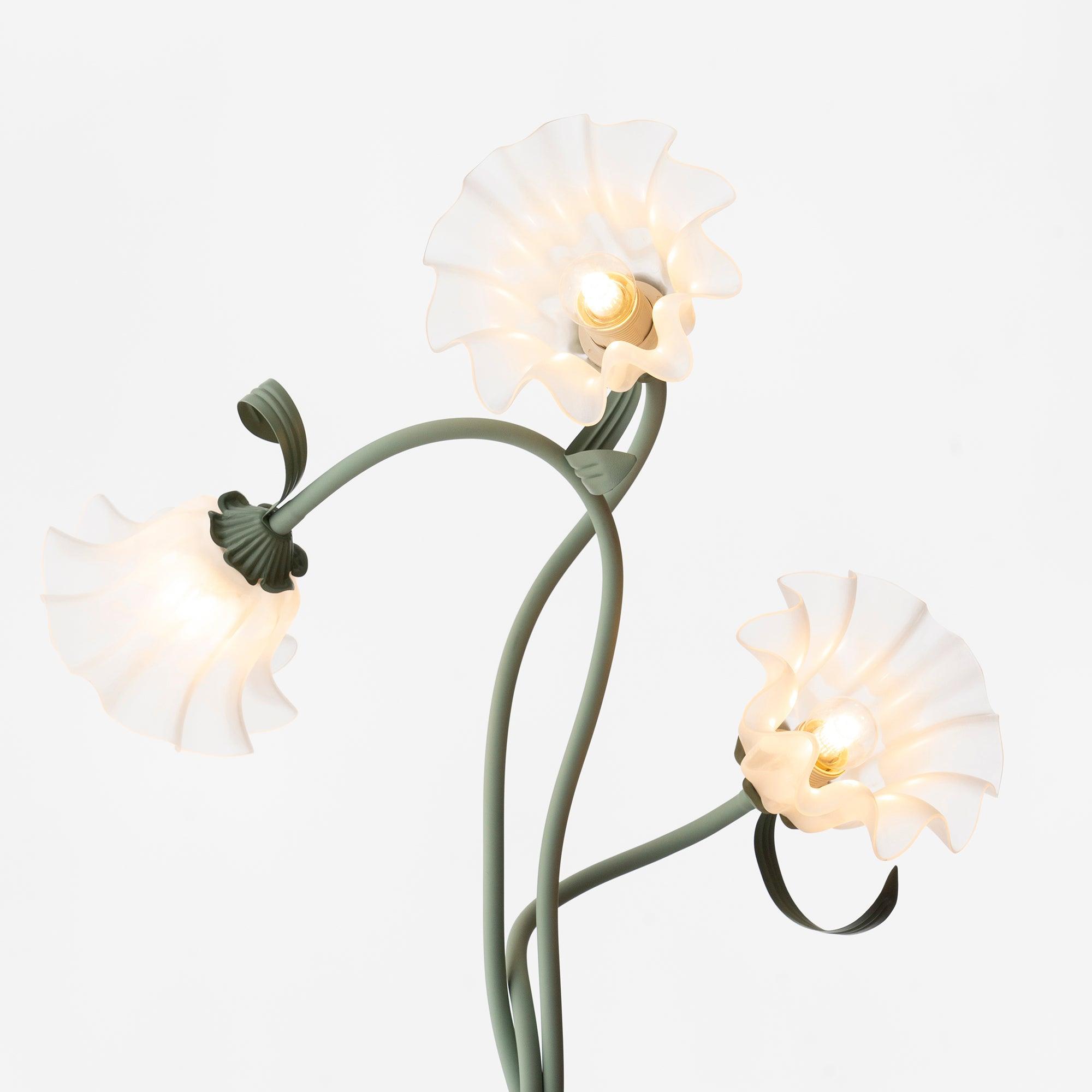 Fiorielle – Elegant Flower Floor Lamp