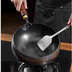 Cast Iron Skillet Hand-Forged Iron, Wooden Handle, 24–28 cm