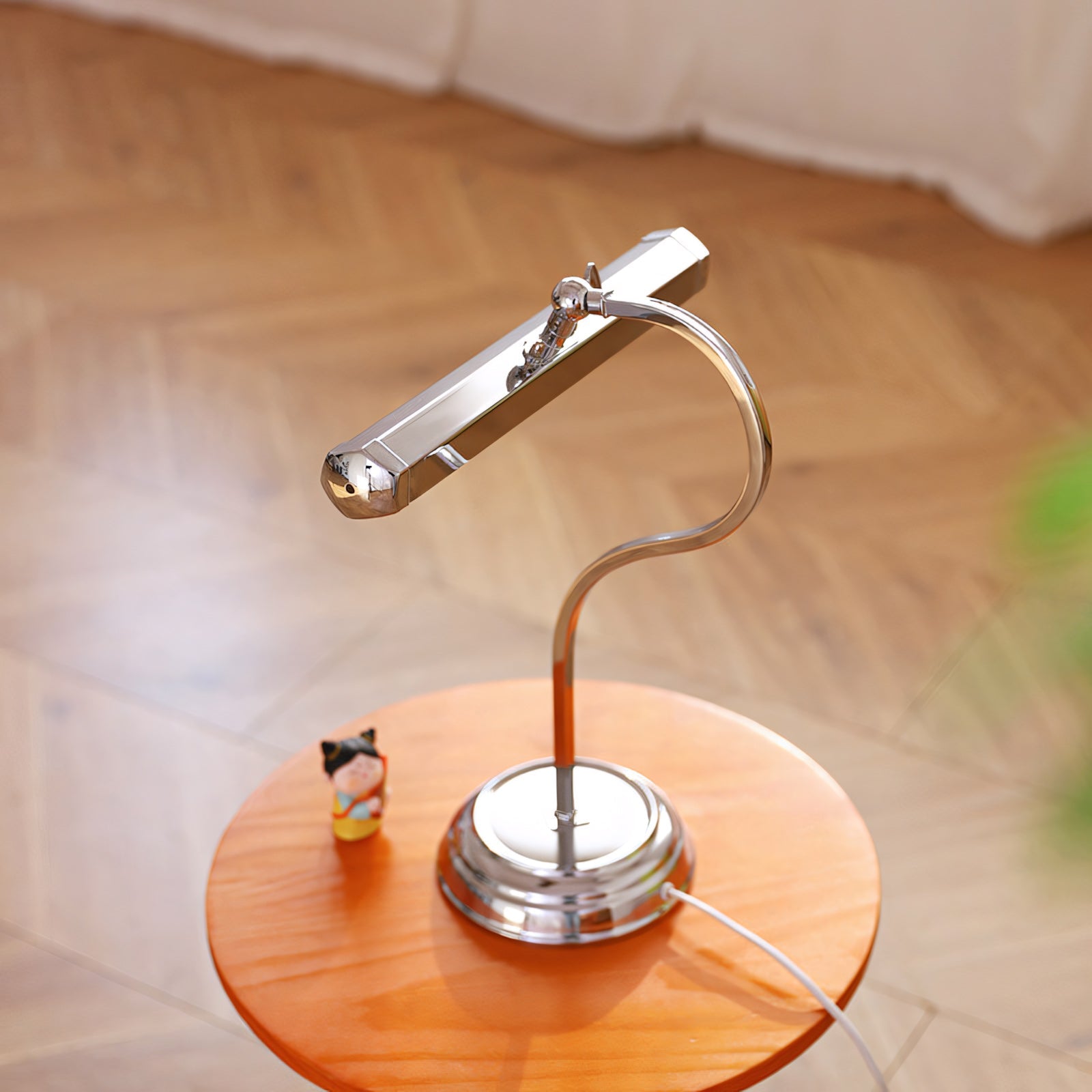 Halcyon S-Curve Adjustable Task Table Lamp