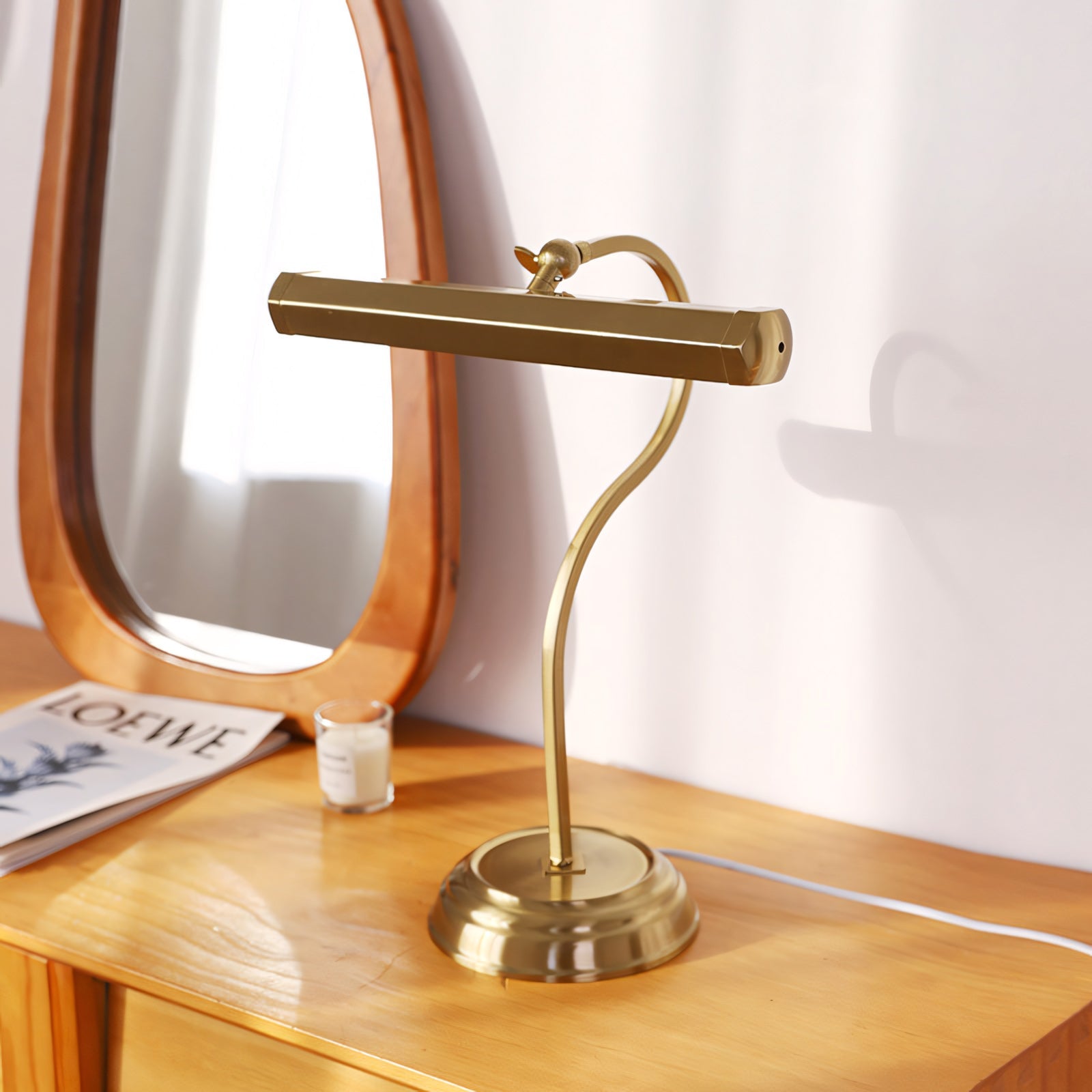 Halcyon S-Curve Adjustable Task Table Lamp