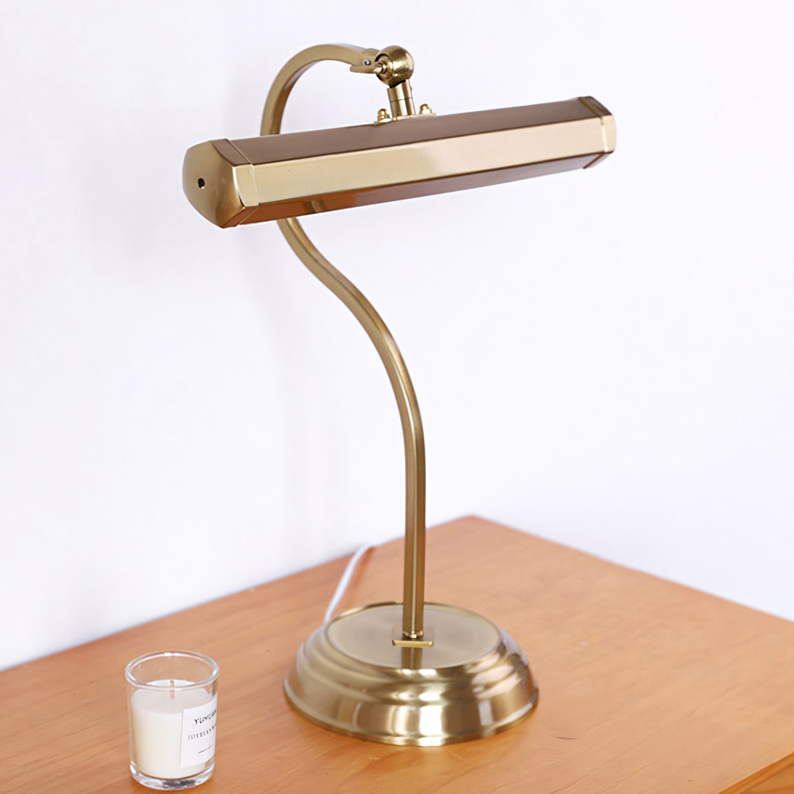 Halcyon S-Curve Adjustable Task Table Lamp