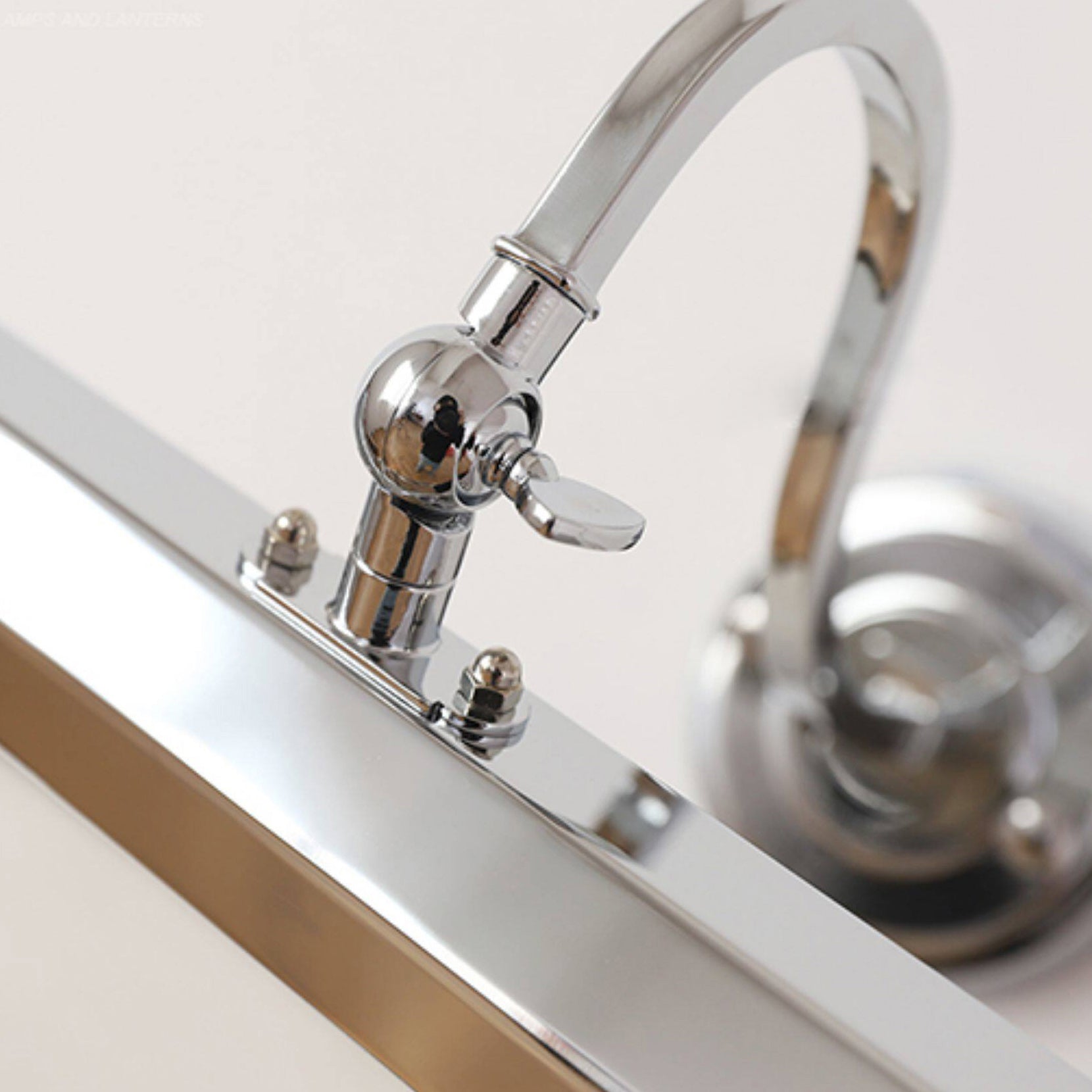 Halcyon Swan-Neck Adjustable Picture Wall Light