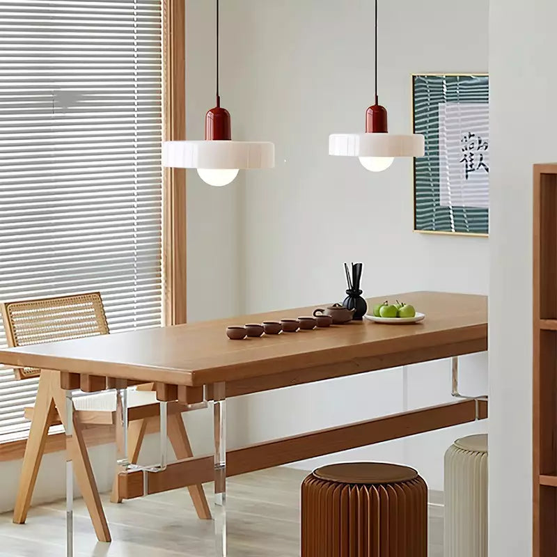 HaloLicht: Modern Art Deco Pendant Light Made of Glass for Stylish Living Spaces