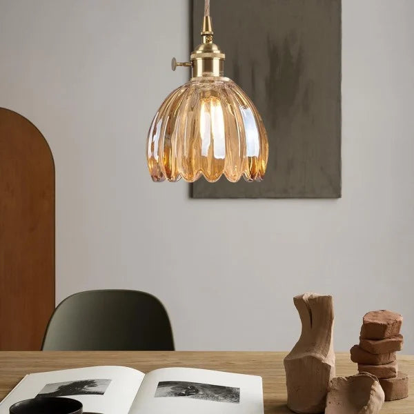 HanaLicht: Japanese Glass Pendant Lamp in Retro Flower Design – Elegant Hanging Light