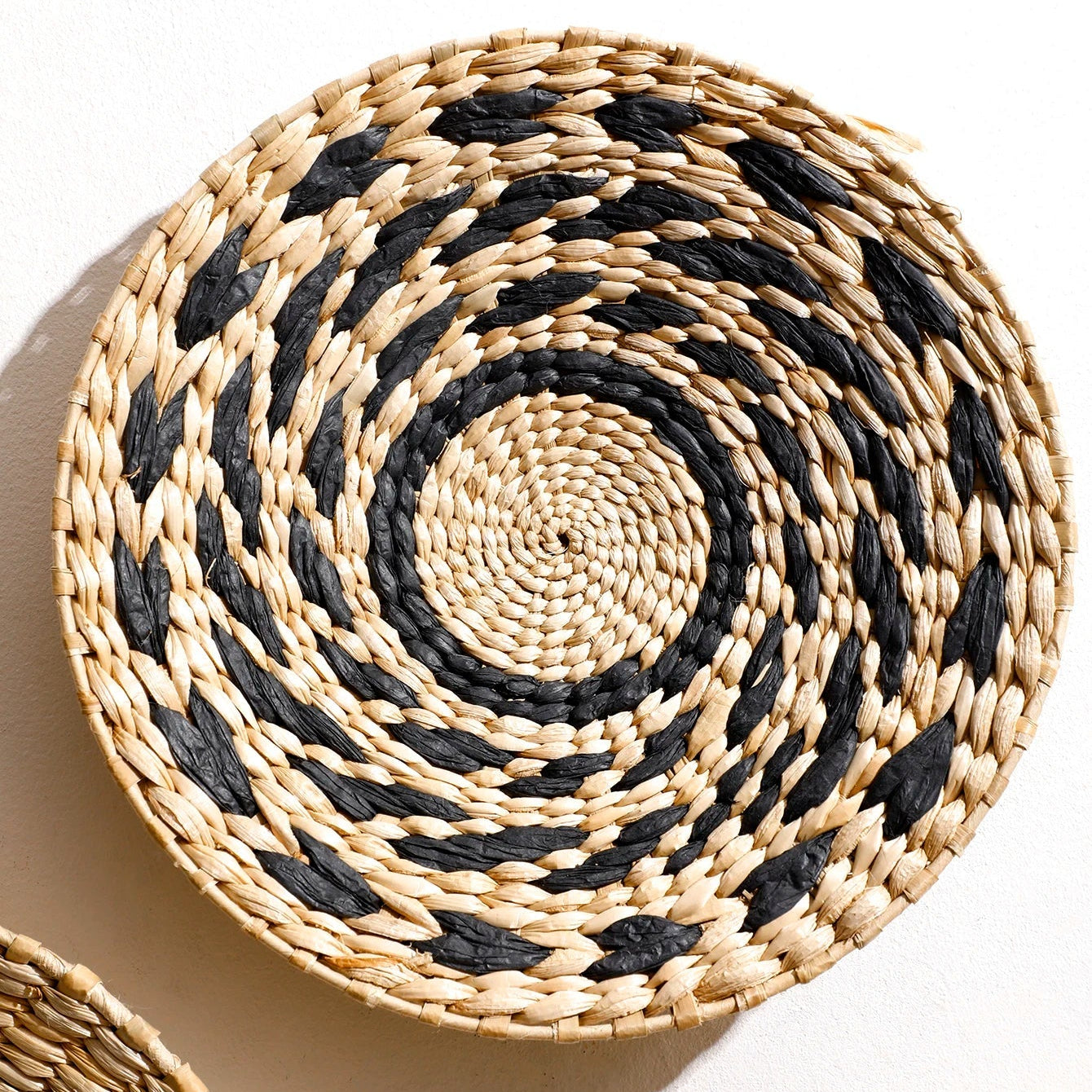 Handwoven Seagrass Wall Art Set – Bohemian Decor with Natural Textures and Unique Patterns for Rustic and Modern Interiors