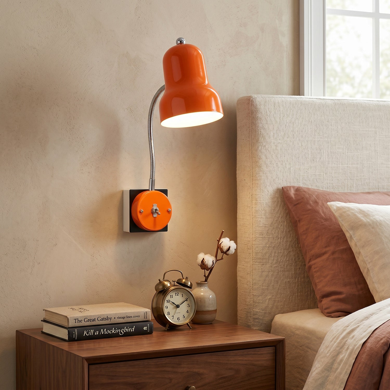 Hans Retro Color-Block Gooseneck Wall Sconce