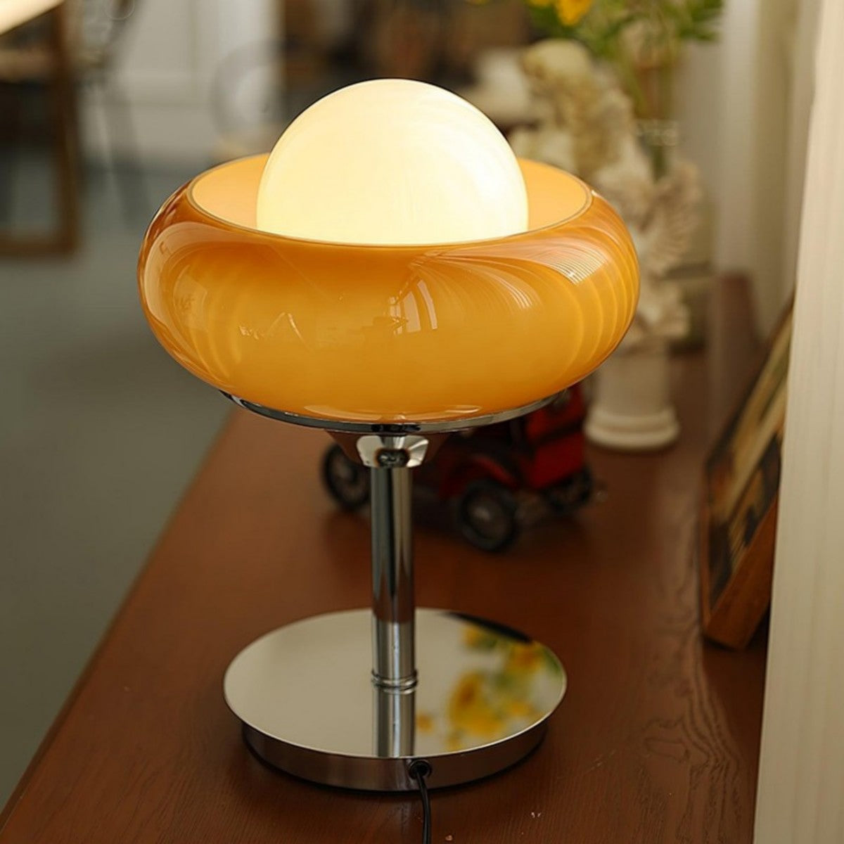 Harvey Retro Glass Table Lamp