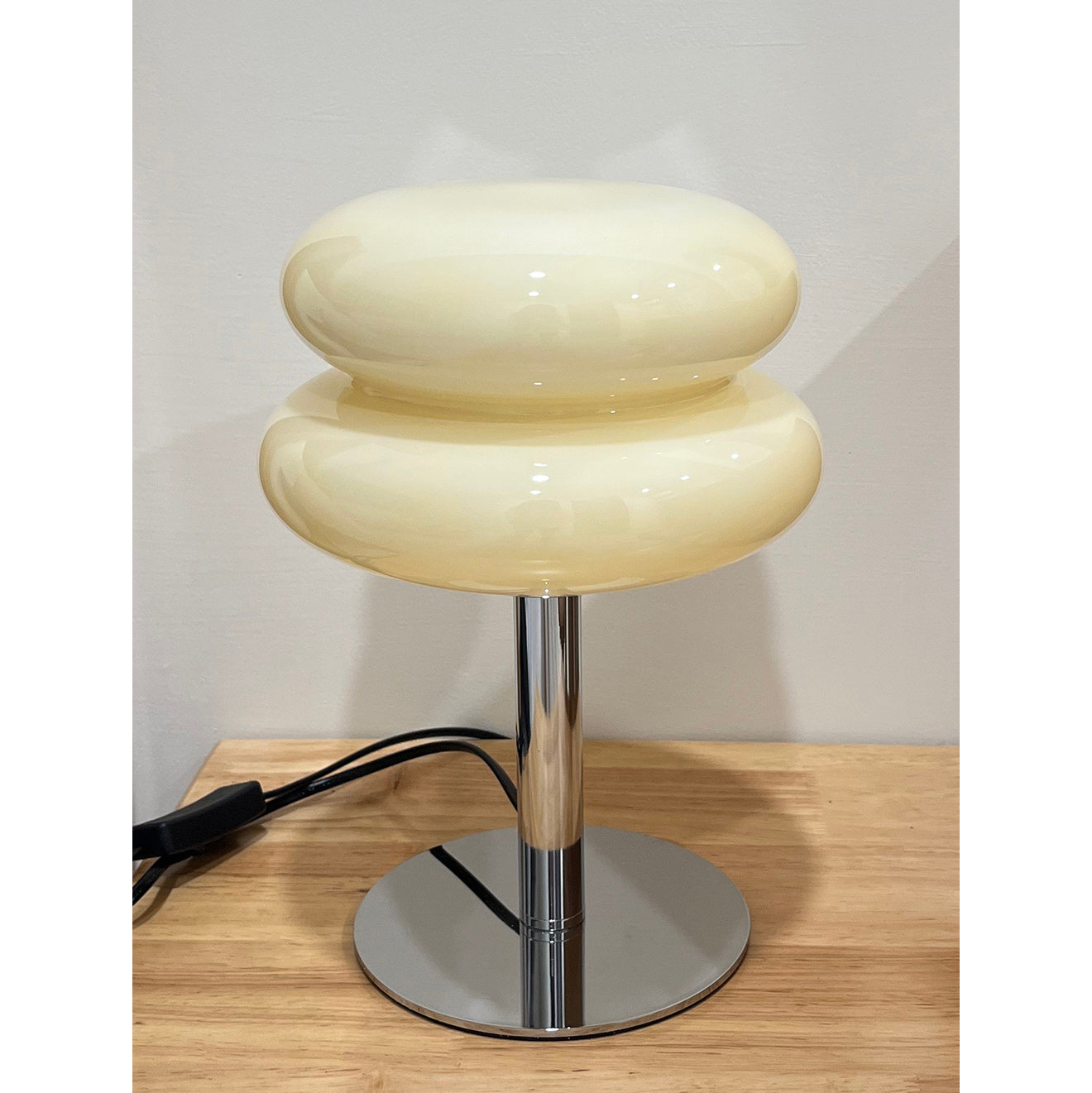Hecho Colorful Glass Table Lamp