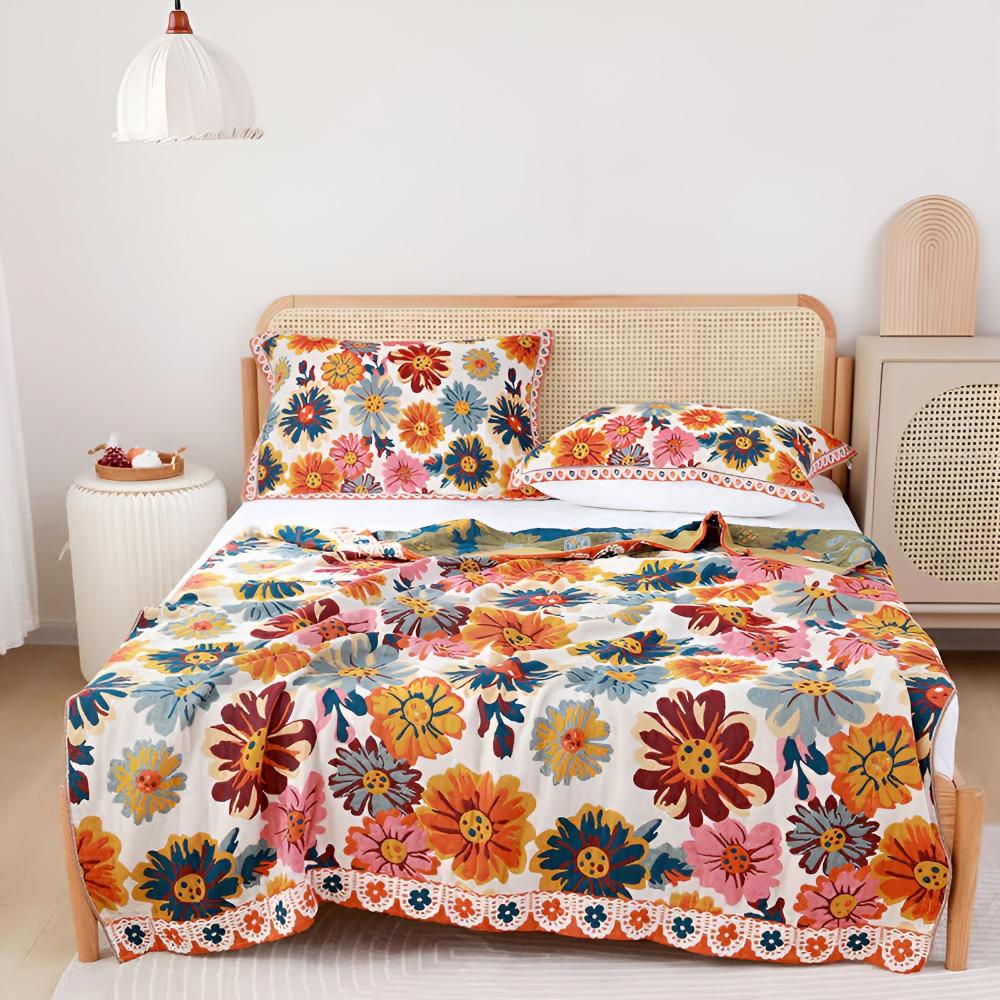 Bright Blossom: Organic Cotton Blanket with Floral Pattern & Reversible Texture – for Bed & Couch