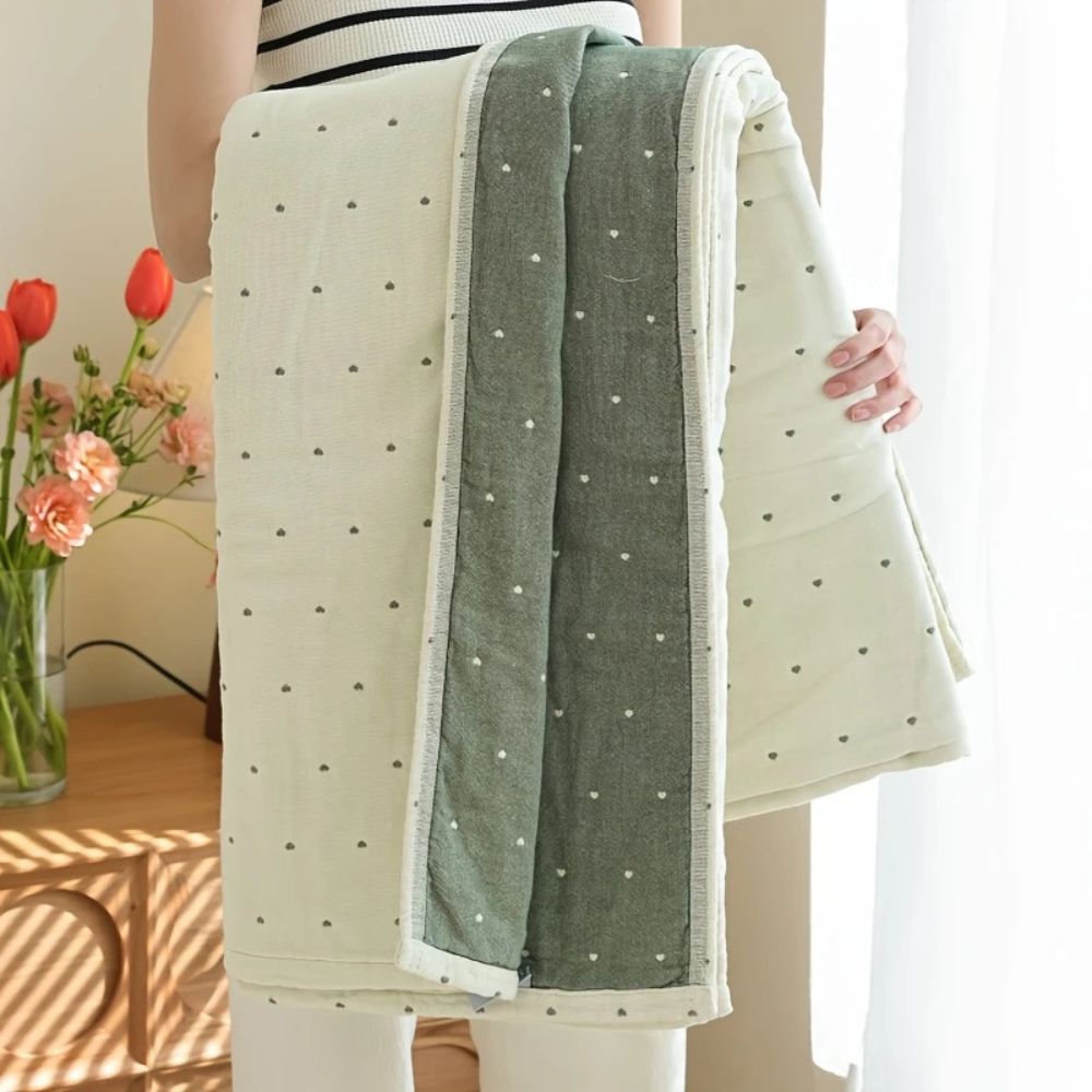 HeartStitch: Cotton blankets made of cotton gauze with a two-tone design & fine heart embroidery – for bedroom & sofa