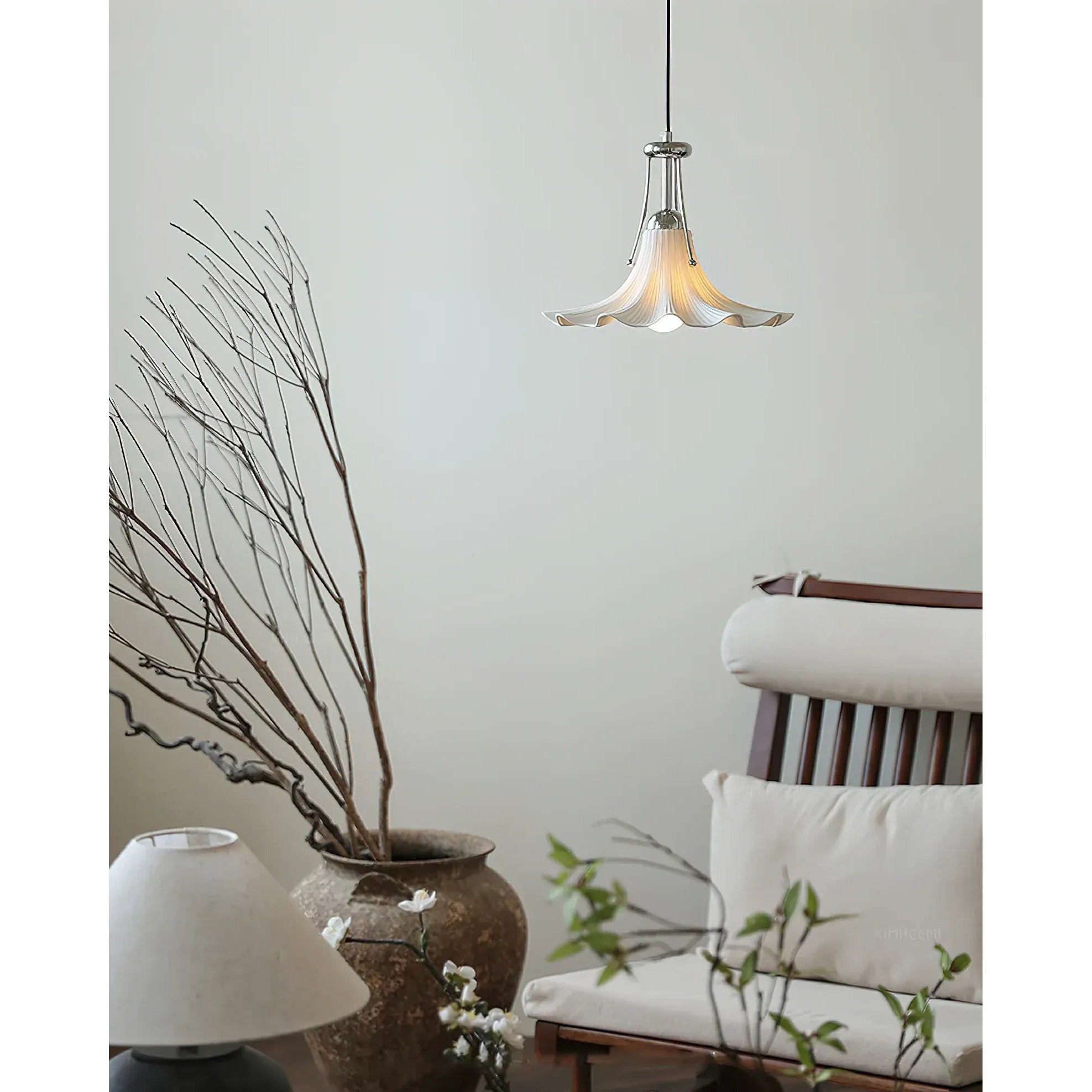 Hibiscus Petal Glass Pendant Lamp