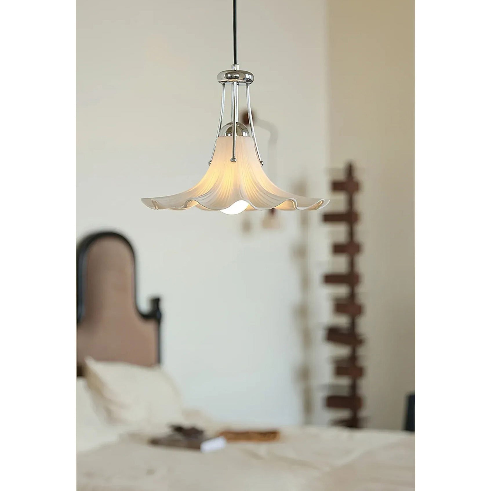 Hibiscus Petal Glass Pendant Lamp