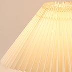 HikariHolz: Minimalist LED Table Lamp with Wooden Base & Fabric Shade – Ideal for Nightstand & Reading Nook