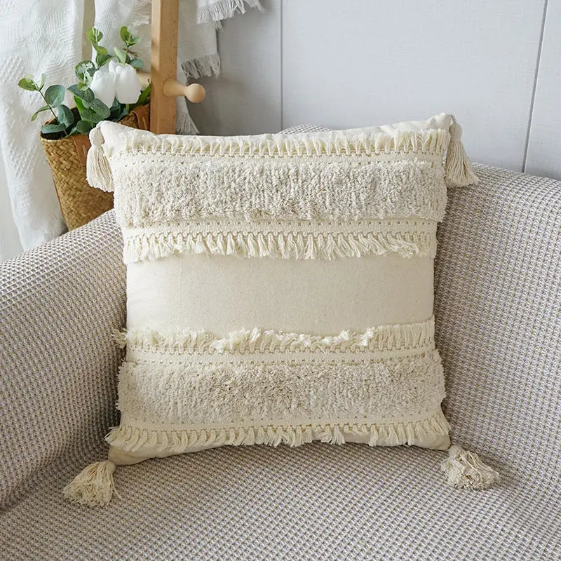Caelenae - Decorative Throw Pillow with Textured Pattern and Tassels