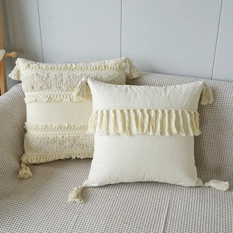 Caelenae - Decorative Throw Pillow with Textured Pattern and Tassels
