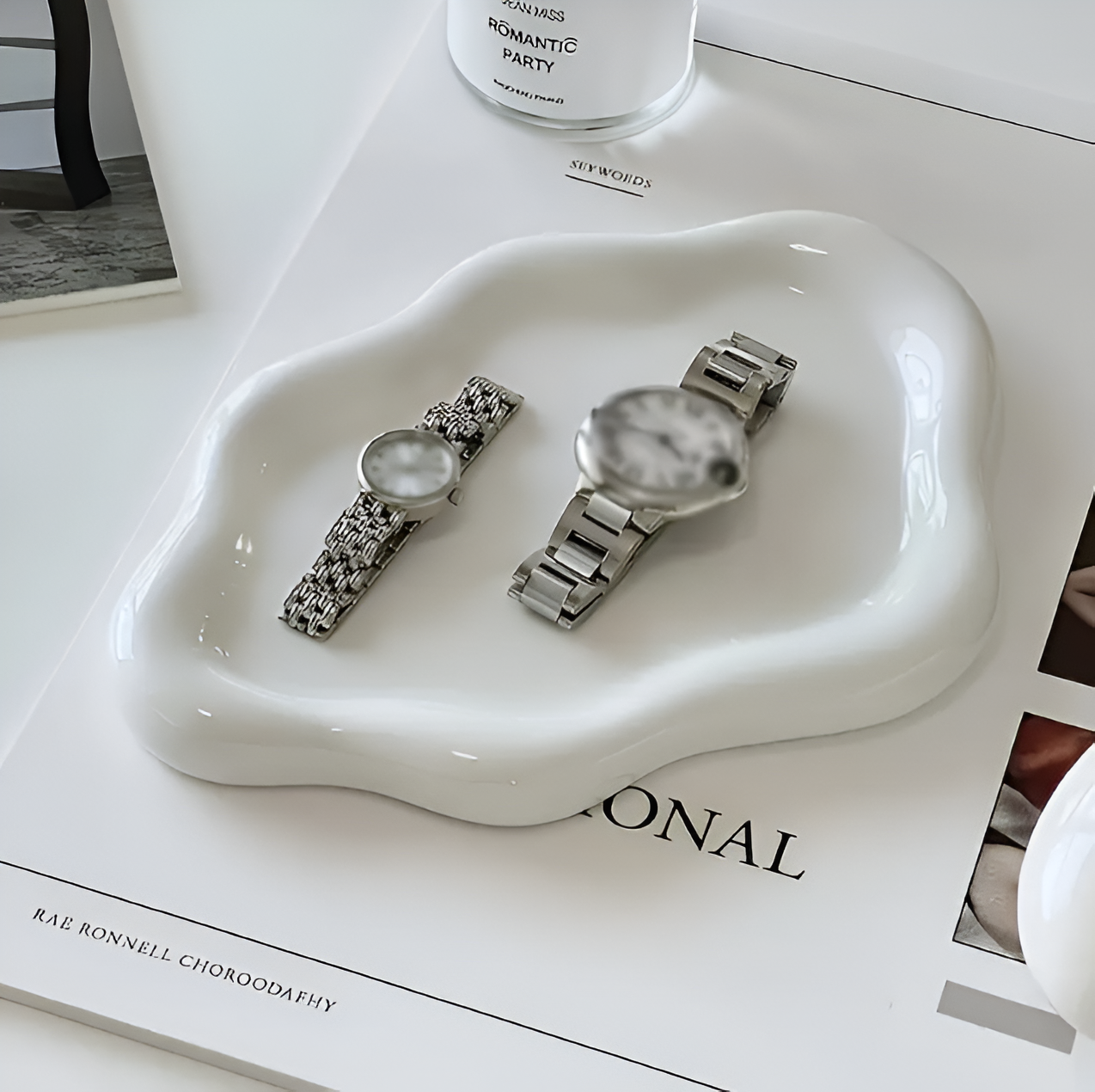 Neranthe - Elegant White Ceramic Jewelry Dish