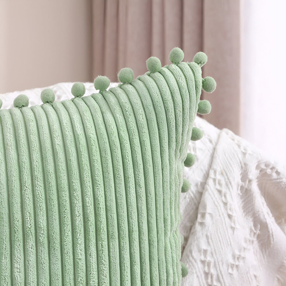 Minthia - Cotton Pillowcase with Tassels