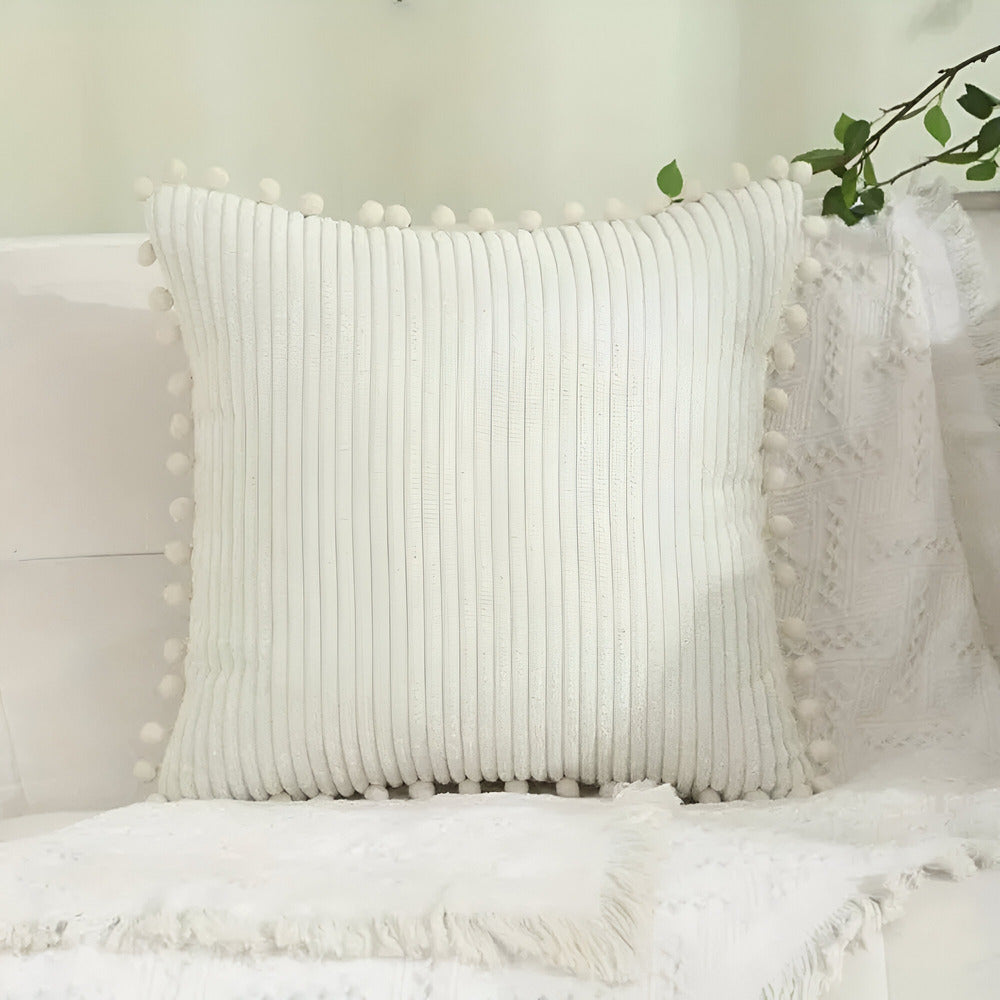 Minthia - Cotton Pillowcase with Tassels