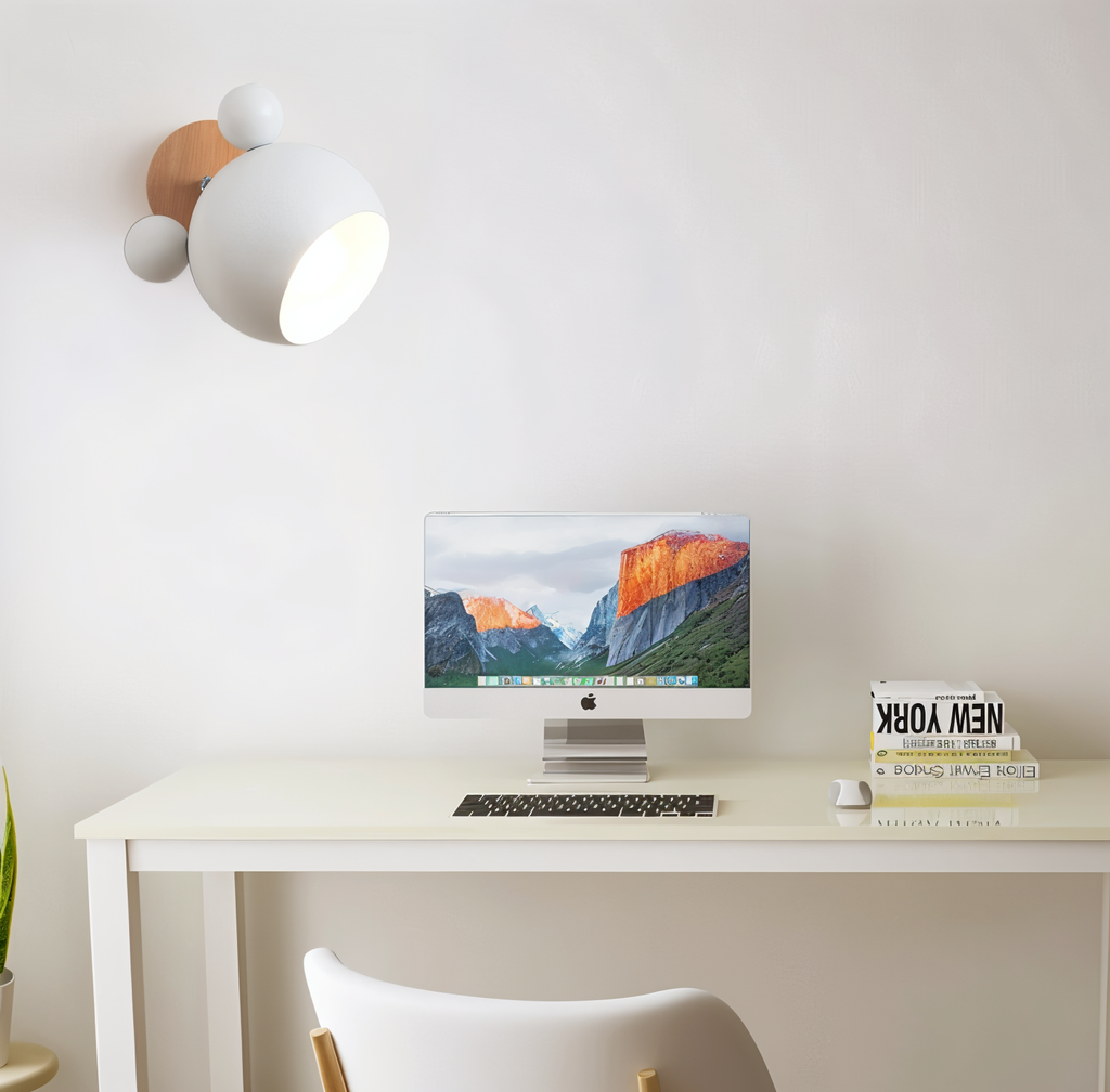 Blinky Wall Lamp | Adjustable Light Direction, Aluminium & Wood