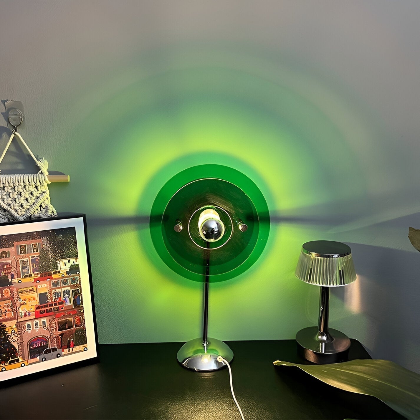 Sylinaea - Vintage Disc LED Table Lamp
