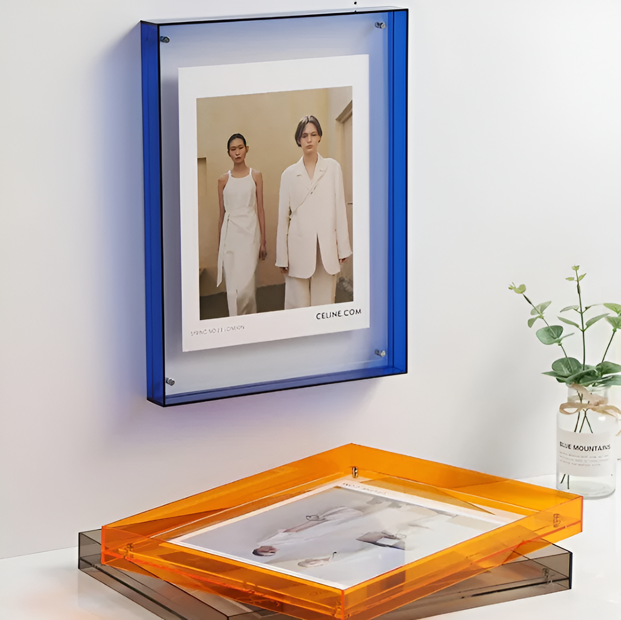 Seravina Acrylic Photo Frame | Modern Minimalist, Freestanding Display