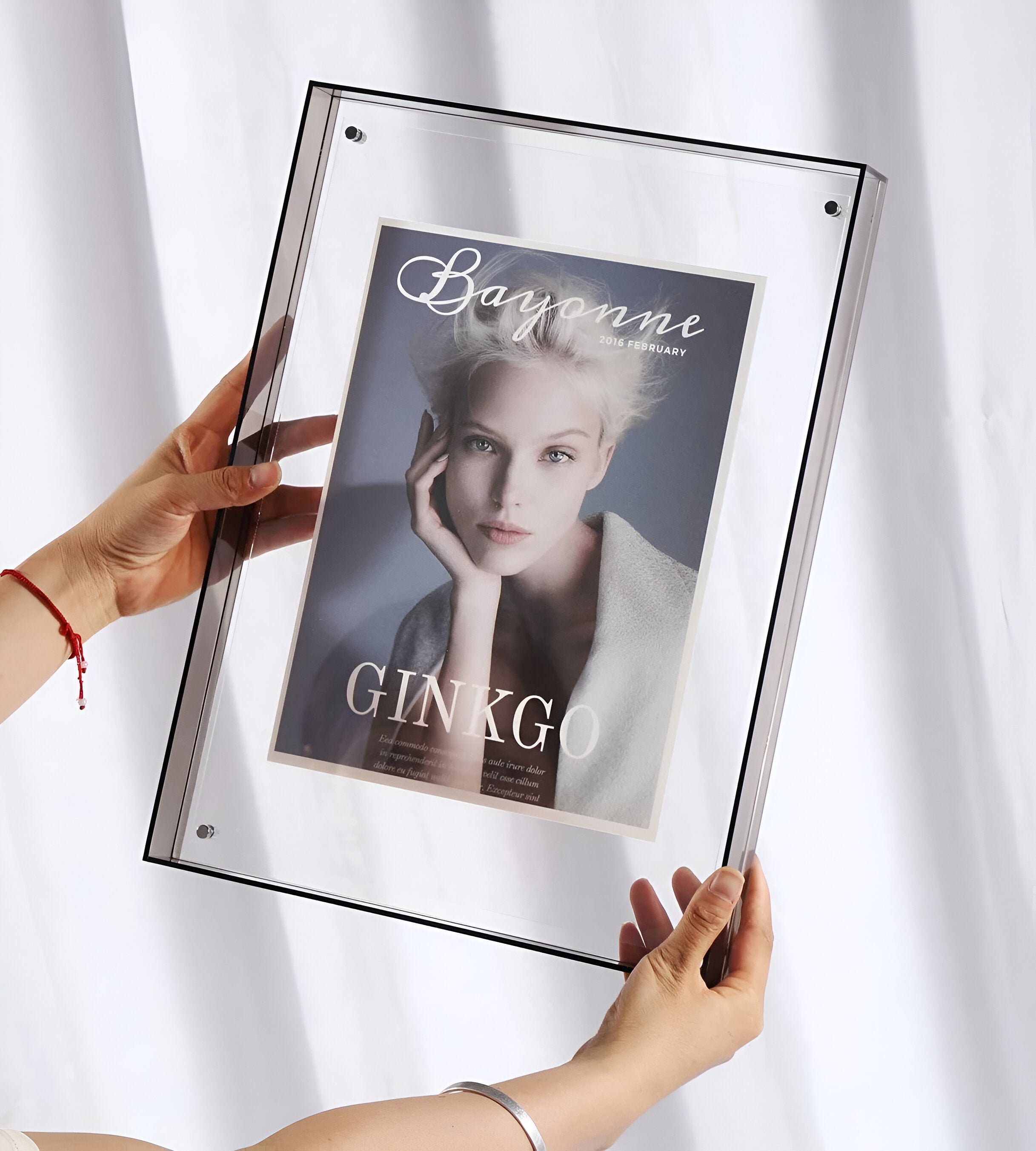 Seravina Acrylic Photo Frame | Modern Minimalist, Freestanding Display