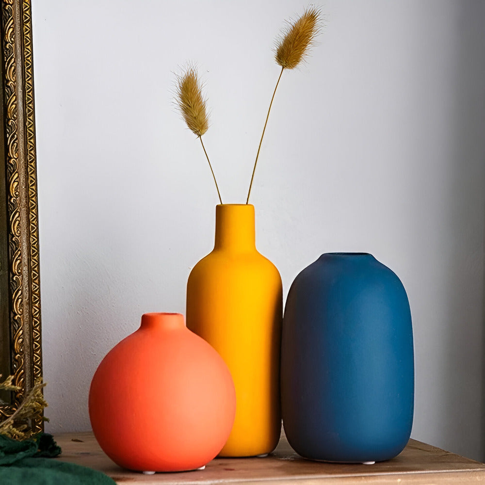 Astraelle - Scandinavian Ceramic Vase in Simple Style
