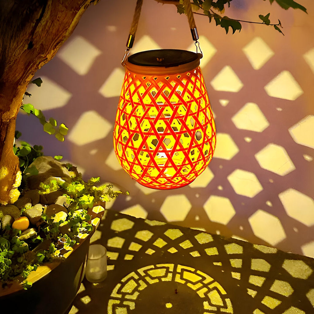 Isavora - Solar Garden Lamp with Woven Bamboo Appearance