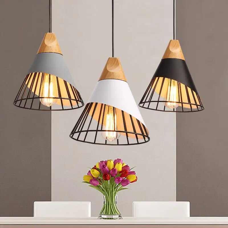 Hunaroglo: Design Pendant Light made of Iron & Wood with Warm White Light – for Stylish Interiors